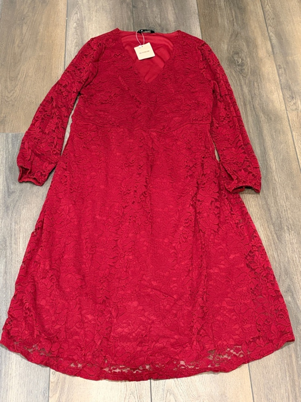 BloomChic Red Lace V-Neck Long Sleeve Midi Dress